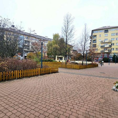Green Kabaty Apartment 1 Varsóvia Exterior foto